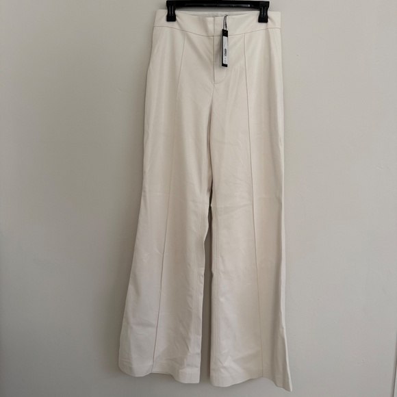 Alice and Olivia Dylan High Waist Faux Vegan Leather Fleeced Wide Leg Pants 8 - Picture 3 of 16